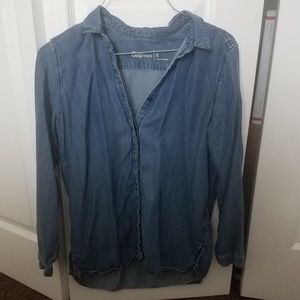 Denim GAP shirt